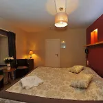 Roannay - 4*