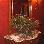 Roannay - Hotel 4*