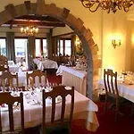 Roannay - Hotel 4*