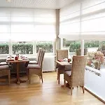 Roannay - Hotel 4*