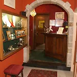 Roannay - Hotel